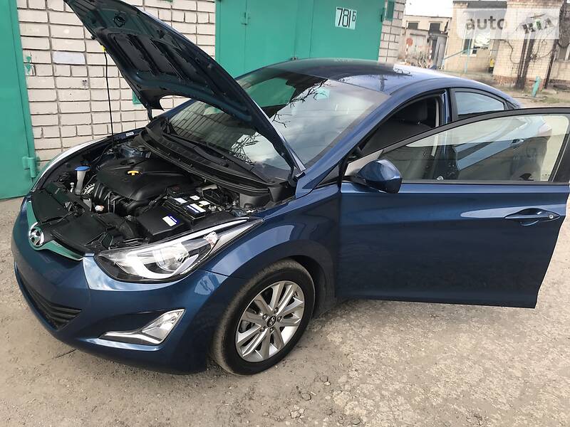 Седан Hyundai Elantra 2014 в Дніпрі