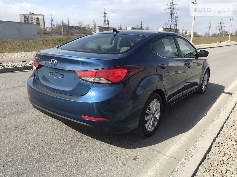 Седан Hyundai Elantra 2014 в Дніпрі
