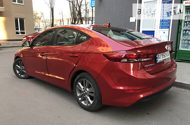 Седан Hyundai Elantra 2016 в 