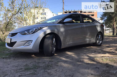 Седан Hyundai Elantra 2012 в 