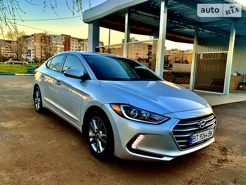 Седан Hyundai Elantra 2016 в 