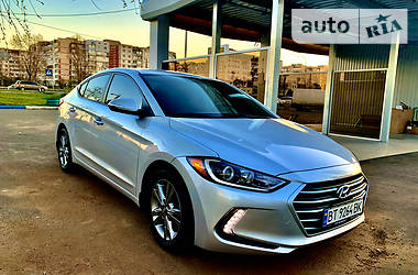 Седан Hyundai Elantra 2016 в 