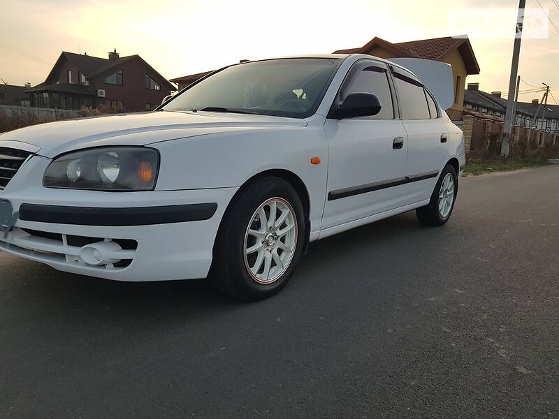Седан Hyundai Elantra 2005 в Киеве