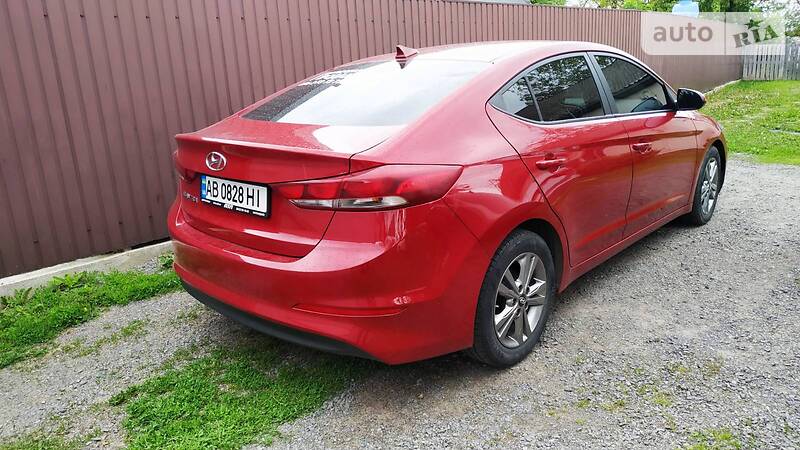 Седан Hyundai Elantra 2016 в Вінниці