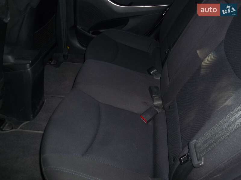 Седан Hyundai Elantra 2012 в Чернигове
