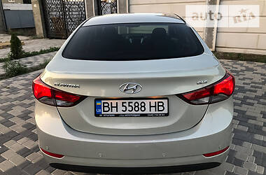 Седан Hyundai Elantra 2015 в Одесі