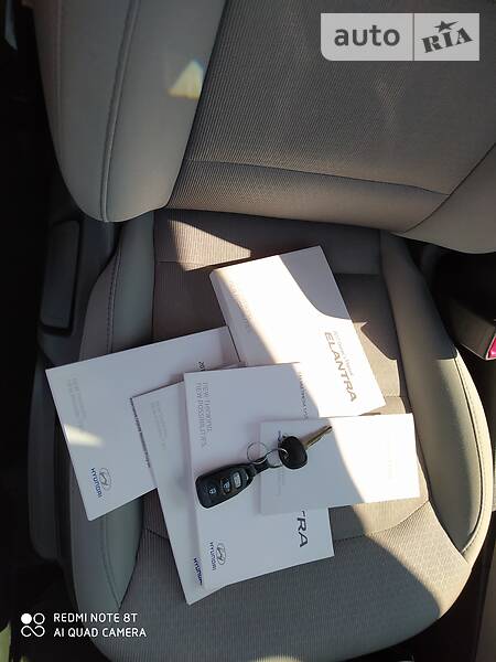 Седан Hyundai Elantra 2016 в Києві фото 12 Седан Hyundai Elantra 2016 в Києві