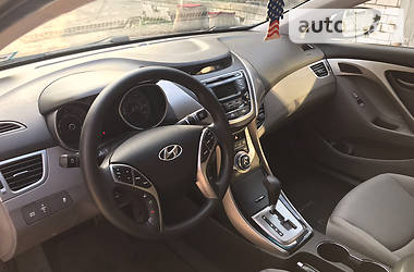 Седан Hyundai Elantra 2012 в Дніпрі