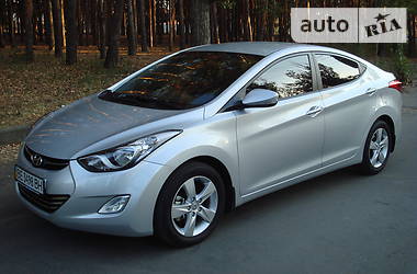 Седан Hyundai Elantra 2013 в Николаеве