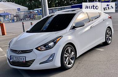 Седан Hyundai Elantra 2014 в Дніпрі