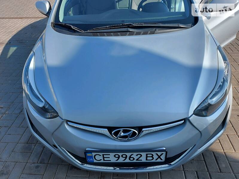 Седан Hyundai Elantra 2014 в Києві