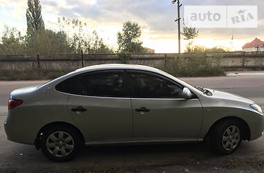 Седан Hyundai Elantra 2008 в Киеве