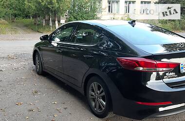 Седан Hyundai Elantra 2016 в Козове
