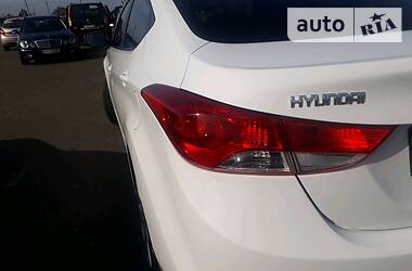 Седан Hyundai Elantra 2012 в Одессе