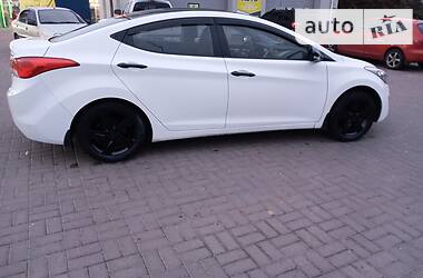 Седан Hyundai Elantra 2013 в Киеве