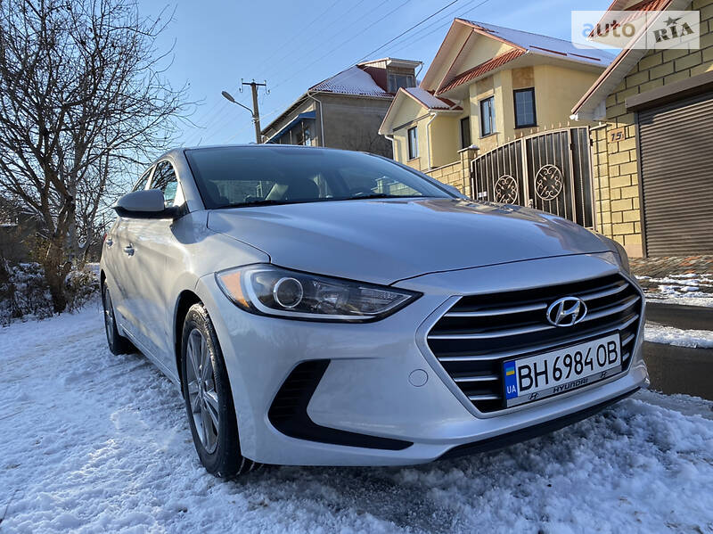 Hyundai Elantra