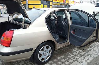 Седан Hyundai Elantra 2001 в Львове