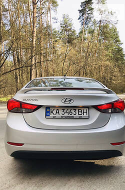Седан Hyundai Elantra 2014 в 