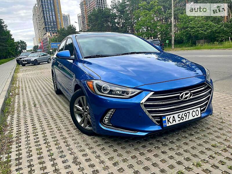 Hyundai стария фото