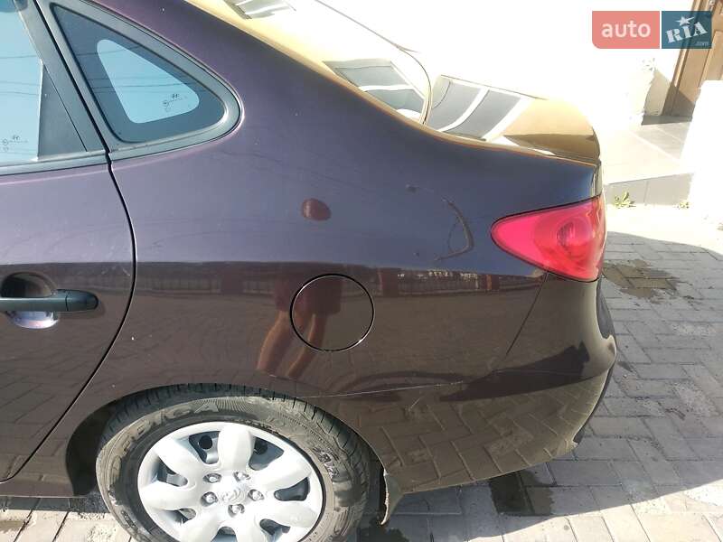 Седан Hyundai Elantra 2010 в Вінниці