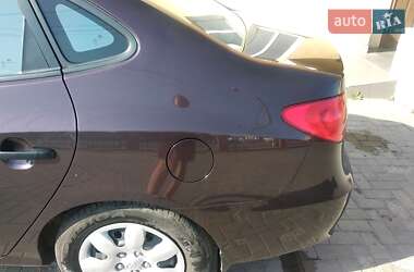 Седан Hyundai Elantra 2010 в Виннице