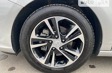 Хетчбек Hyundai Elantra 2018 в Дніпрі