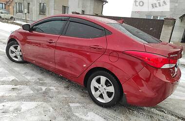 Седан Hyundai Elantra 2013 в Вінниці