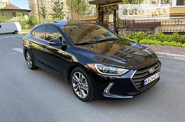 Седан Hyundai Elantra 2016 в Киеве