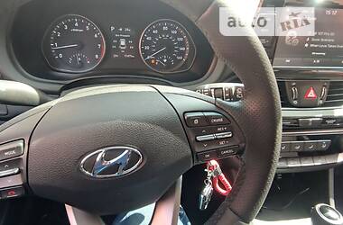 Хэтчбек Hyundai Elantra 2018 в Сумах