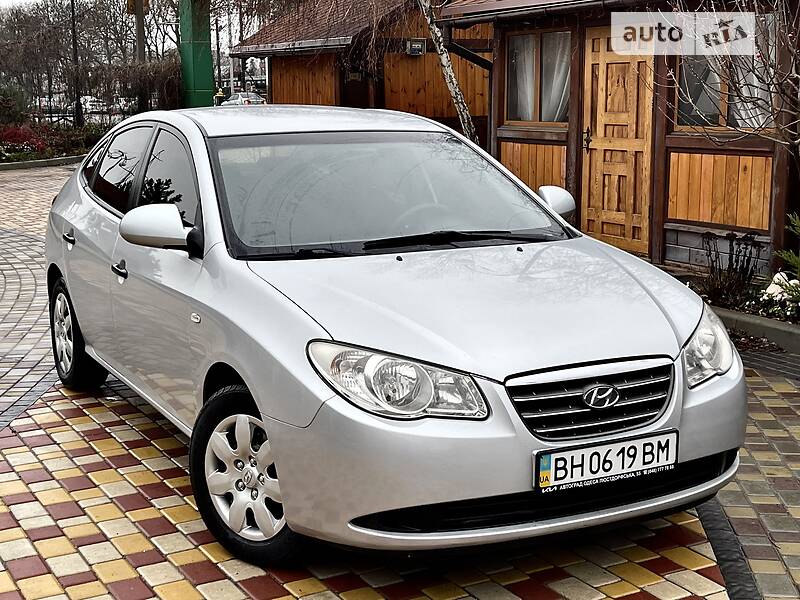 Седан Hyundai Elantra 2008 в 