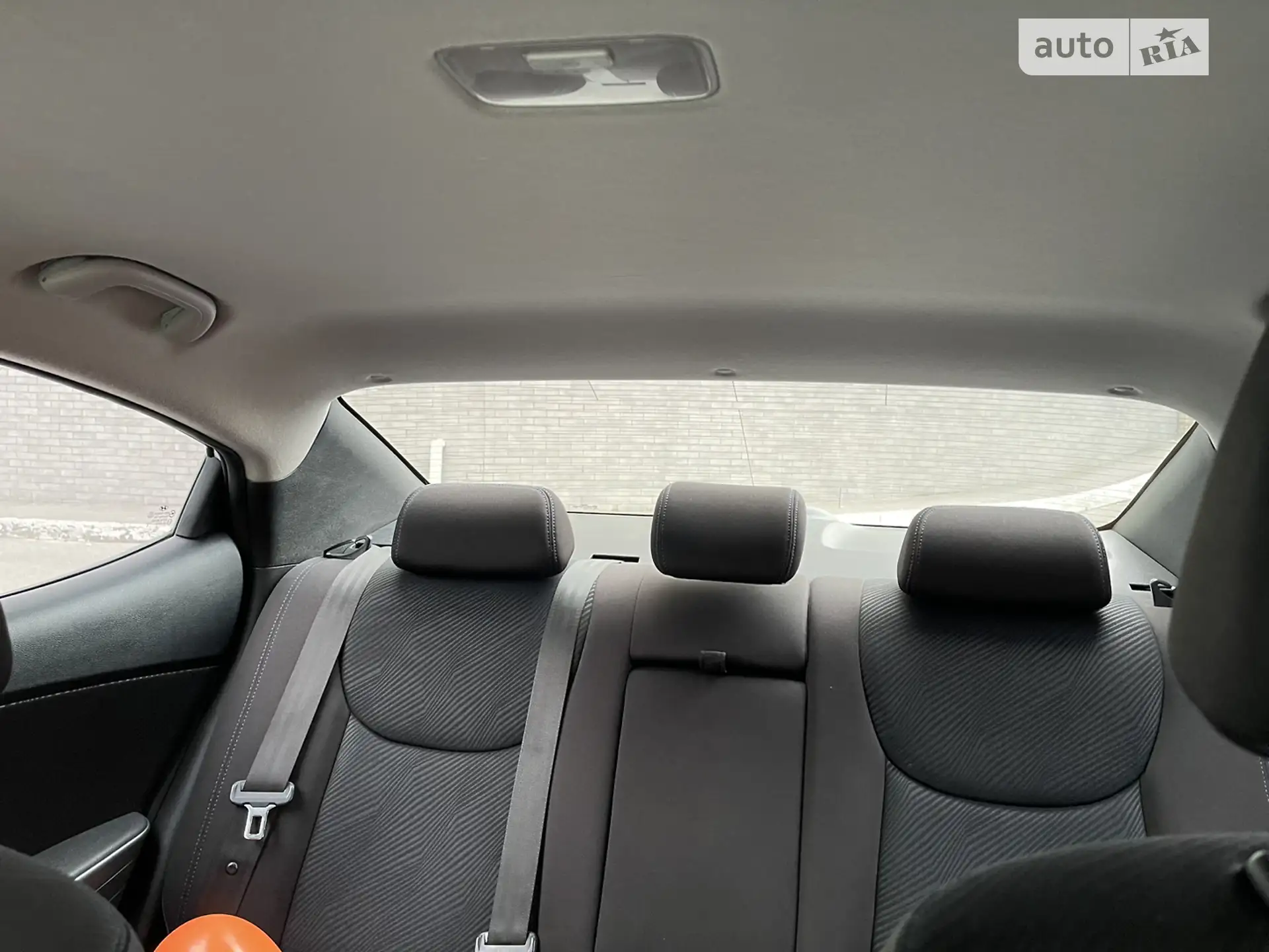 2013 Hyundai Elantra - мініатюра 13