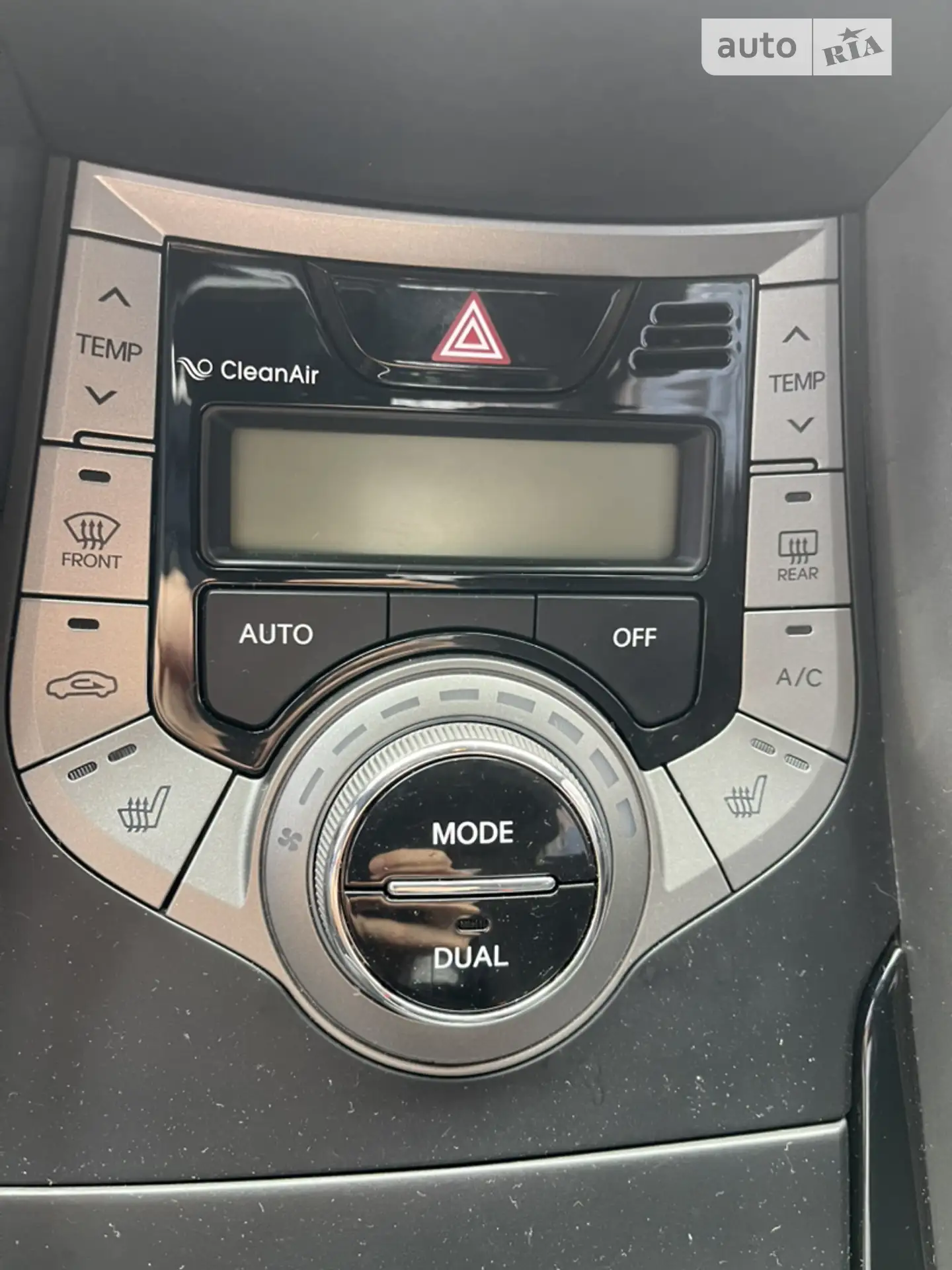 2013 Hyundai Elantra - мініатюра 18