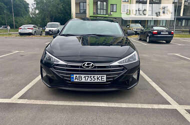 Хэтчбек Hyundai Elantra 2019 в Виннице