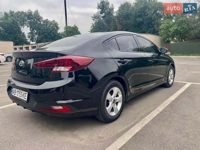 Hyundai Elantra 2019 VIN 5NPD74LF6KH429847 фото оголошення 5 з 63