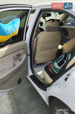 Седан Hyundai Elantra 2003 в 