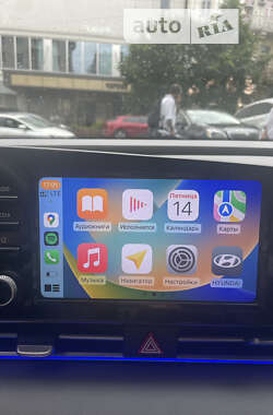 Седан Hyundai Elantra 2021 в 