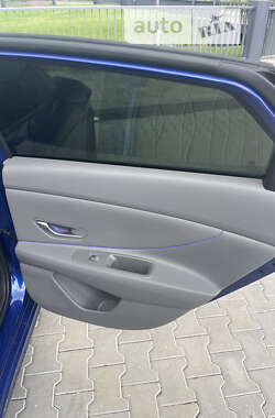 Седан Hyundai Elantra 2021 в 