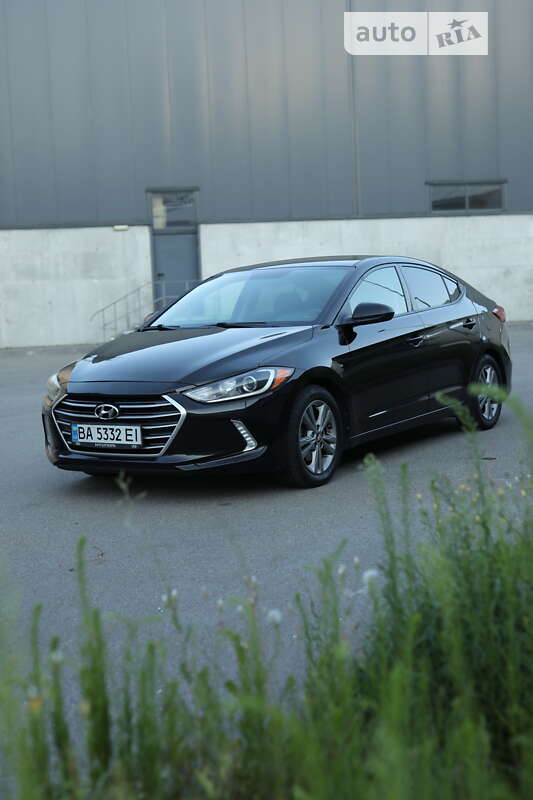 Седан Hyundai Elantra 2016 в 