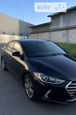 Седан Hyundai Elantra 2016 в 