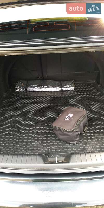 Седан Hyundai Elantra 2008 в Дунаевцах