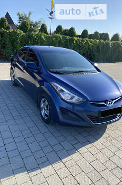 Седан Hyundai Elantra 2015 в 