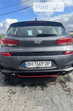 Хэтчбек Hyundai Elantra 2017 в Виннице