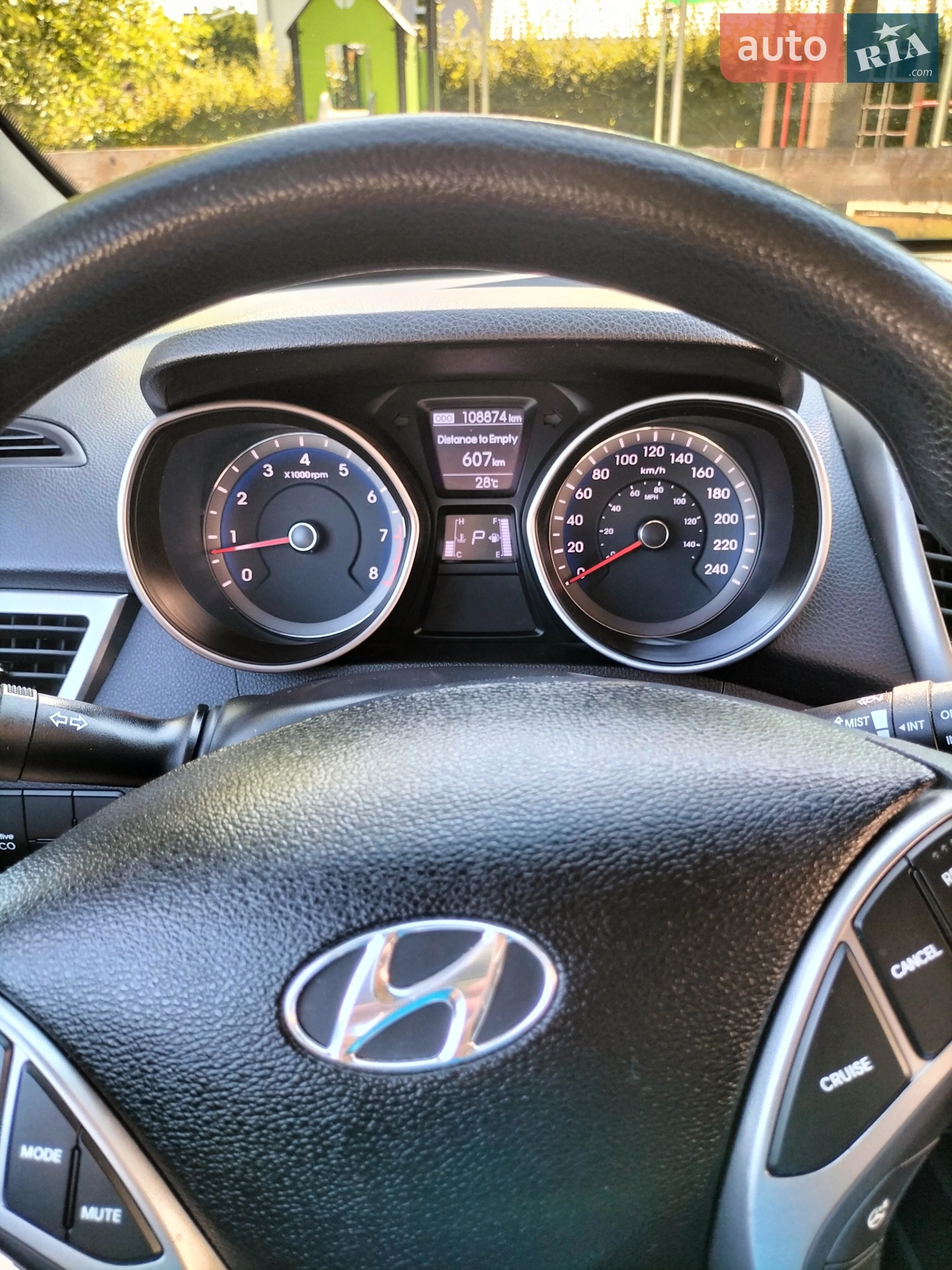 2013 Hyundai Elantra - мініатюра 8