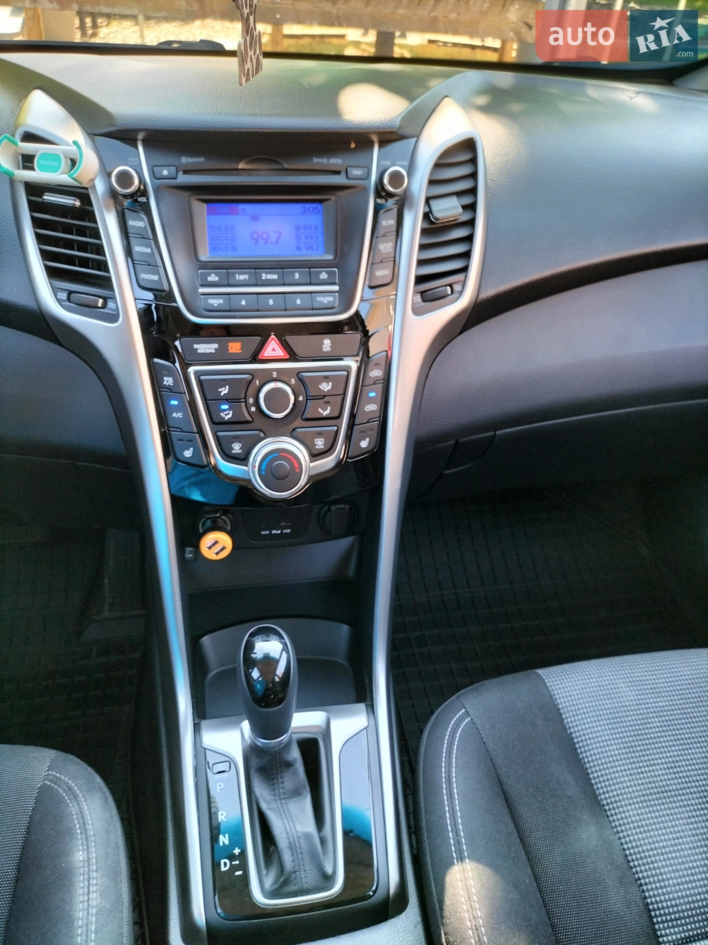 2013 Hyundai Elantra - мініатюра 9