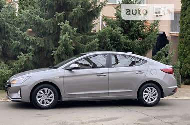 Седан Hyundai Elantra 2020 в 