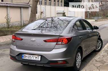 Седан Hyundai Elantra 2020 в 