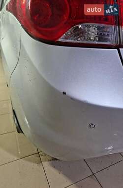Седан Hyundai Elantra 2012 в Измаиле