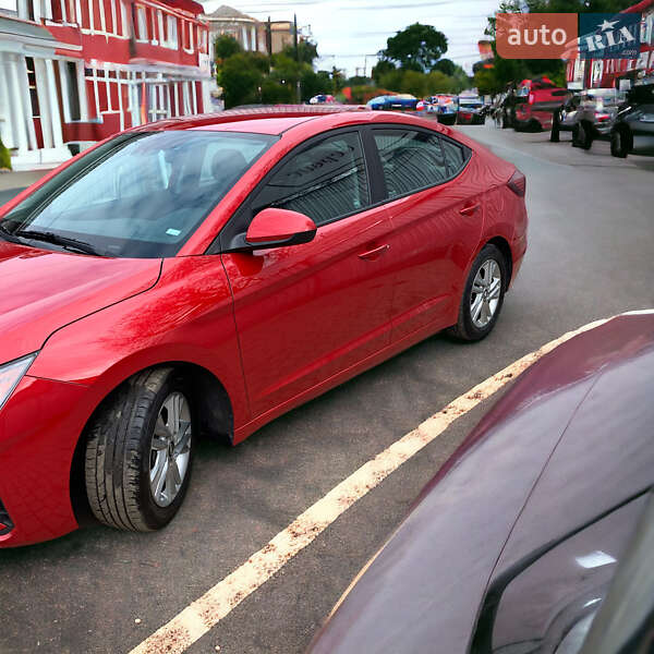 Седан Hyundai Elantra 2020 в Одессе