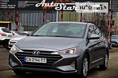 Седан Hyundai Elantra 2018 в Черкассах