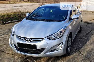 Седан Hyundai Elantra 2014 в Южноукраинске